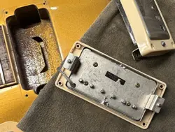 GIBSON CUSTOM SHOP  1957 LES PAUL GOLD TOP REISSUE 2000