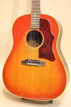 GIBSON J 45 CS 1967MADE IN THE YEAR