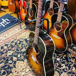 GIBSON J-45 STANDARD ECO 2019 HARD CASE INCLUDED NO.MG406