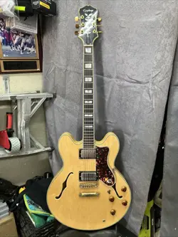 VINTAGE EPIPHONE BY GIBSON SHERATON SEMI-HOLLOW NATURAL FINISH COLOR W/CASE