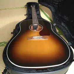 2023 GIBSON J-45 STANDARD WITH STRAP NO.MG1552