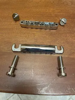 GIBSON ABR-1 BRIDGE AND TAILPIECE FROM A SLASH NOVEMBER BURST GIBSON LES PAUL