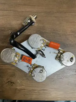 GIBSON LES PAUL PARTS (WIRING HARNESS)