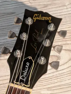 GIBSON 1977 LES PAUL DELUXE CONVERT 4.67KG GOOD SOUND SAFE DELIVERY FROM JAPAN