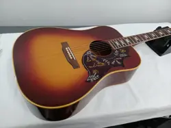 GIBSON ACOUSTIC GUITAR HUMMINGBIRD CUSTOM