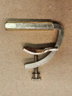 RUBEN BANJO CAPO
