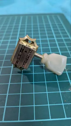 GIBSON GENUINE CHOPPED GOLD PEG