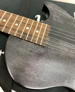 2016 ELECTRIC GUITARS