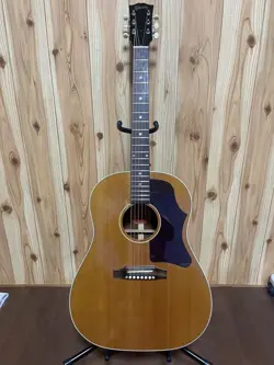 GIBSON J-50 2001 ECO ACOUSTIC GUITARS