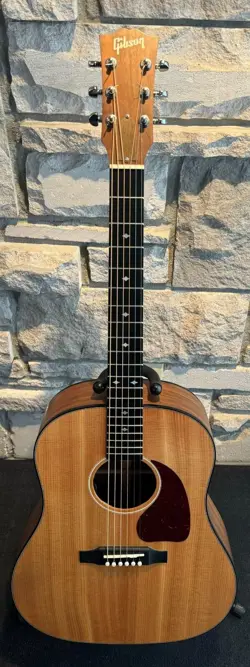 2019 GIBSON G-45 STANDARD IN EXCELLENT CONDITION