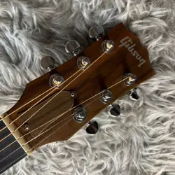 GIBSON G-45 ACOUSTIC GUITAR USA HANDMADE SOUND HALL SAFE DELIVERY FROM JAPAN