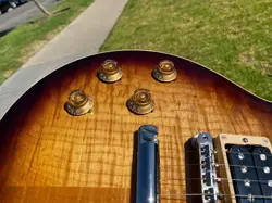 ELECTRIC GUITAR NOVEMBER
