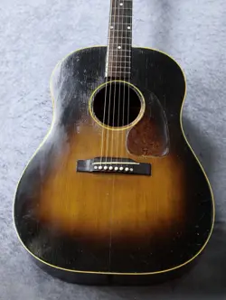 GIBSON J-45 1952 VINTAGE