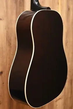 GIBSON J-45 STANDARD TRI-BURST VOS