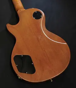 PAUL SPECIAL WALNUT