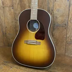 GIBSON J-45 STUDIO WALNUT SATIN BURST