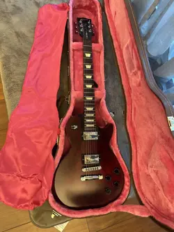 GIBSON LES PAUL 60 S TRIBUTE GATOR CASE