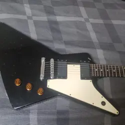 MADE BY GIBSON EXPLORER 2005 EMG81 85