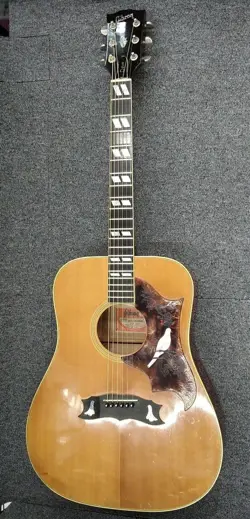 GIBSON DOVE CUSTOM ACOUSTIC GUITAR SAFE DELIVERY FROM JAPAN