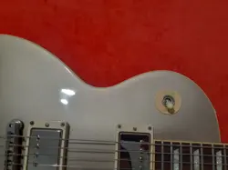 CUSTOM SHOP GOLD