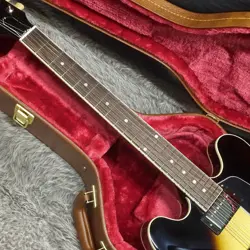 VINTAGE BURST ON