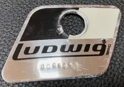 LUDWIG BLACK&WHITE BADGE
