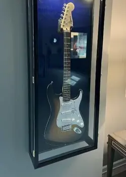 ELECTRIC BLACK