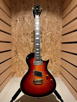 GIBSON NIGHTHAWK CUSTOM ELECTRIC GUITAR *DOH383