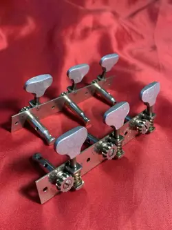 NATIONAL GUITAR TUNERS