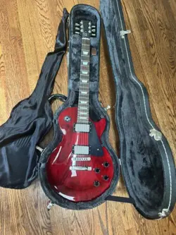 GIBSON USA LES PAUL STUDIO ELECTRIC GUITAR WINE RED MINT CONDITION 2003 & CASE