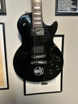 GIBSON USA LES PAUL STUDIO GUITAR 2022 EBONY