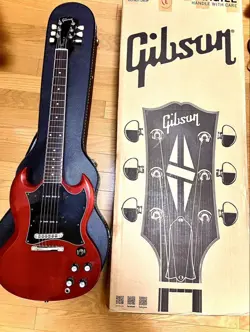 GIBSON SG CLASSIC 2010 ELECTRIC GUITAR WITH P-90, GENUINE GIG BAG, RARE