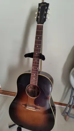 ACOUSTIC GUITAR GIBSON J-45 2006 SUNBURST MADE IN USA S/N 02386034 & HARD CASE