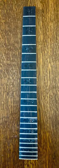 ARTISAN EBONY