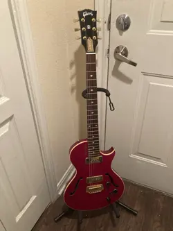 2000 GIBSON BLUESHAWK ELECTRIC GUITAR REPAIRS CHERRY CASE SMALL LIGHT GIBSON