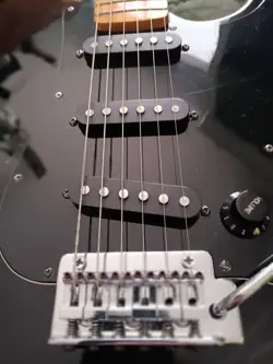 STRATOCASTER STYLE