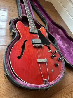 1973 GIBSON ES-335 - CHERRY RED