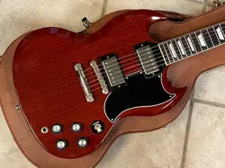 2020 GIBSON USA 61 SG STANDARD CHERRY RED WITH CASE
