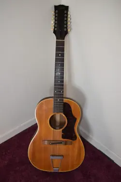 GIBSON B-25-12 SUNBURST.