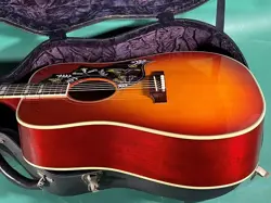 GIBSON 60S HUMMINGBIRD