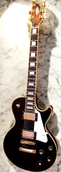 DIAMOND LES PAUL CUSTOM ELECTRIC GUITAR, BLACK, USED, GIBSON