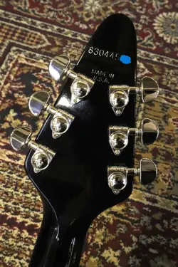 83 EBONY