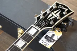 GUITAR SILVERBURST
