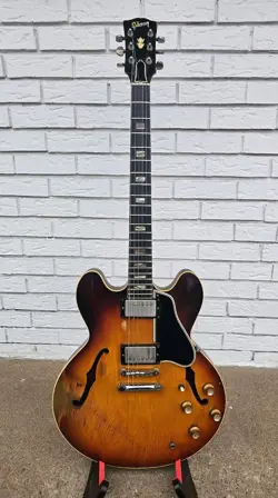 1962 GIBSON ES-335 SUNBURST SEMI-HOLLOWBODY GUITAR W/OHSC! -LL