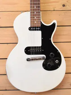 GIBSON MELODY MAKER USED 2007 MAHOGANY BODY/NECK ROSEWOOD FINGERBOARD W/GIG CASE