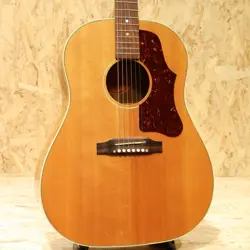 GIBSON J-50 (2001)