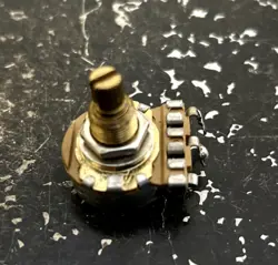 GIBSON SG LES PAUL SPECIAL JUNIOR 300K POTENTIOMETER SPLIT SHORT SHAFT POT
