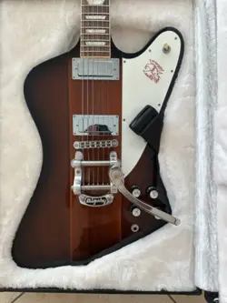 GIBSON BIGSBY ELECTRIC GUITAR - WITH CASE AND ACCESSORIES