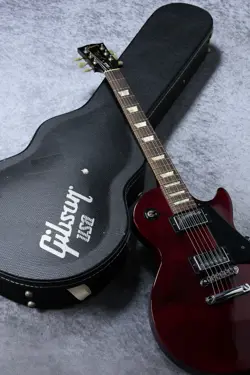GIBSON FINANCIAL RESULTS LES PAUL STUDIO -WINERED- 2007'USED 1F SAFE DELIVERY FR