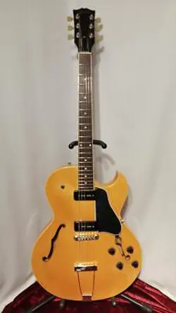 ES-135 SEMI-ACOUSTIC
